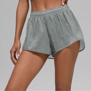 ALO Yoga Game Time Gray Shorts